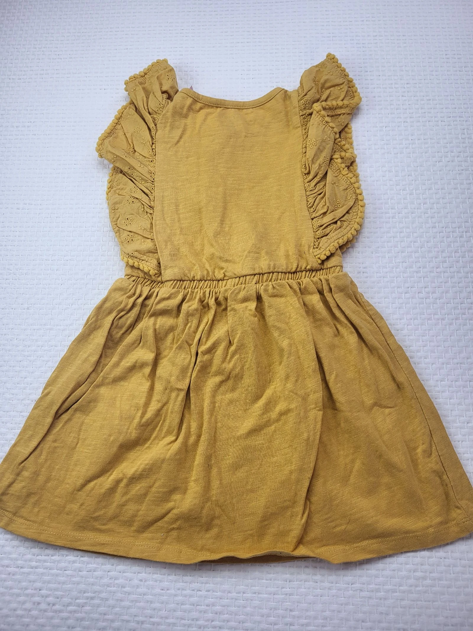 Vestido amarillo mostaza bohemio Kiabi – 3 años (98 cm) – Volantes y Pompones – photo 2
